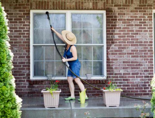 How to Clean Your Exterior Windows This Season